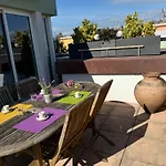 Penthouse - Jacuzzi - Terrace - Parking - 2 Pools شقة *