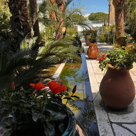 Daire Penthouse - Jacuzzi - Terrace - Parking - 2 Pools
