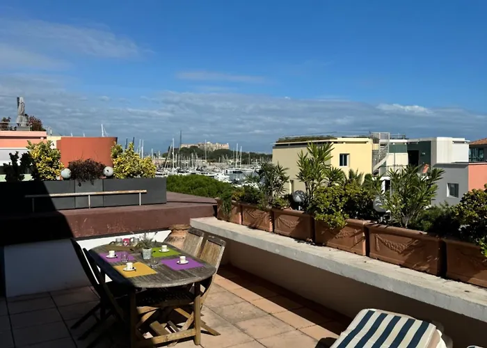 Lägenhet Penthouse - Jacuzzi - Terrace - Parking - 2 Pools Antibes