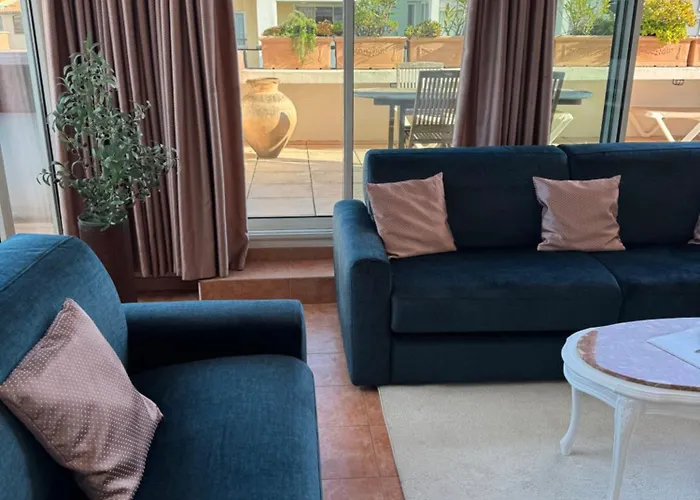 Penthouse - Jacuzzi - Terrace - Parking - 2 Pools Lägenhet Antibes