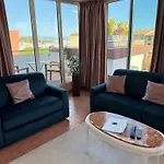 Daire Penthouse - Jacuzzi - Terrace - Parking - 2 Pools Antibes