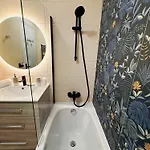 Daire Penthouse - Jacuzzi - Terrace - Parking - 2 Pools *