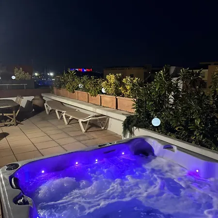 アパート Penthouse - Jacuzzi - Terrace - Parking - 2 Pools