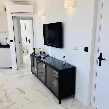 Penthouse - Jacuzzi - Terrace - Parking - 2 Pools アパート