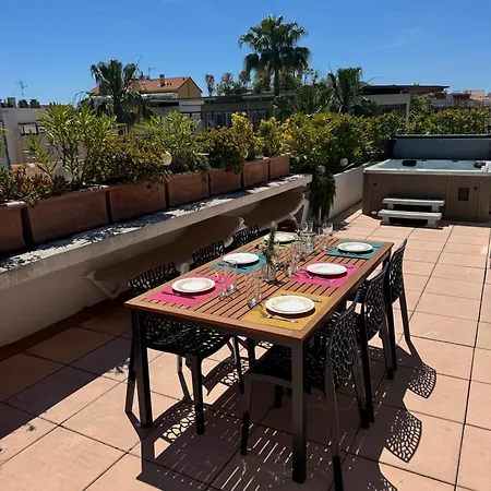 アパート Penthouse - Jacuzzi - Terrace - Parking - 2 Pools *