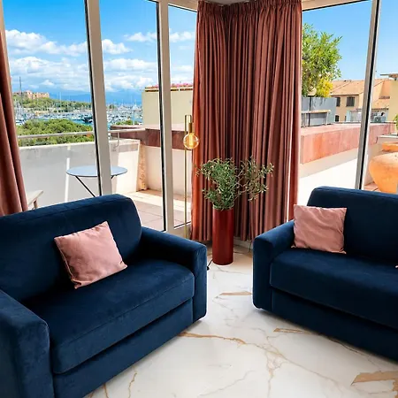 Daire Penthouse - Jacuzzi - Terrace - Parking - 2 Pools