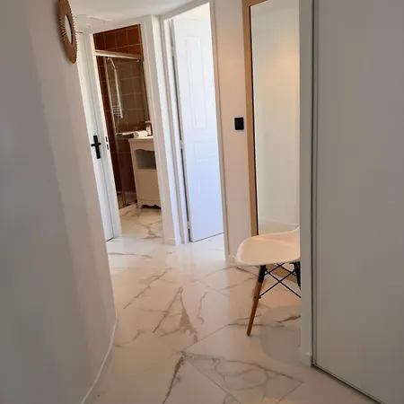 公寓 Penthouse - Jacuzzi - Terrace - Parking - 2 Pools *